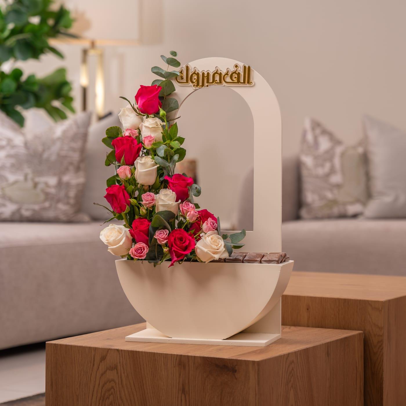 باقة من الزهور الجوري تهنئه بوتيغا